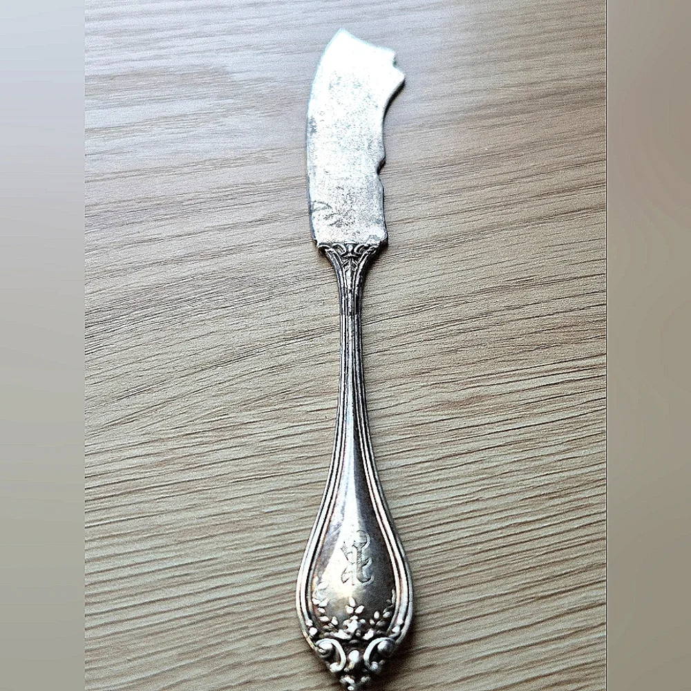 Vintage Silverplate Serving Salad Fork&Antique 1911 Silver Rose Butter Knife